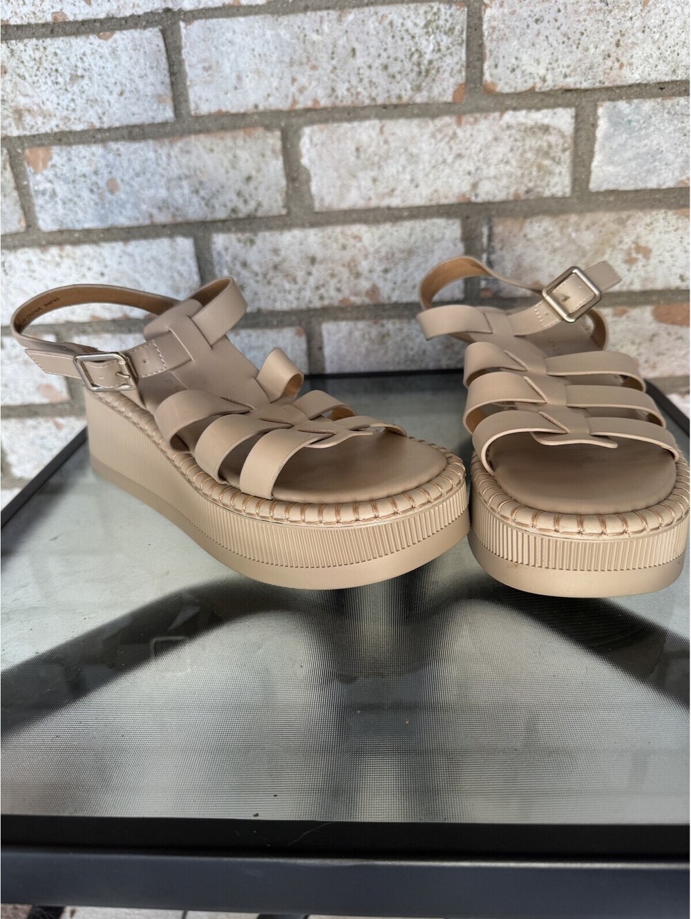 Crown Vintage Platform Sandals  Beige  Size 9